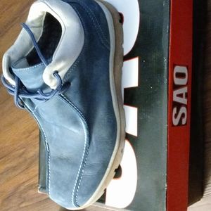SOA Blue shoe